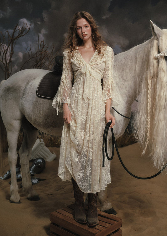 （US Exclusive）White Horse Princess Dress