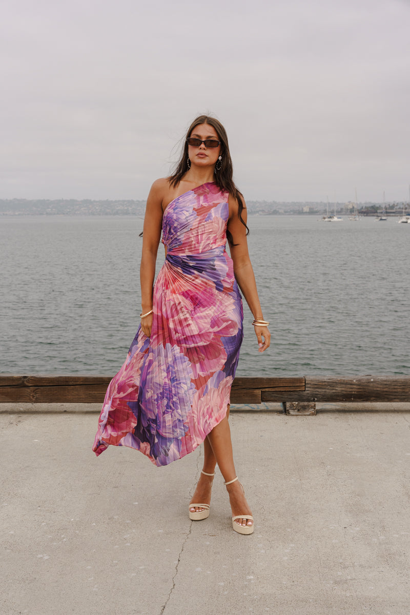 Sheri Sleeveless One Shoulder Pleated Floral Print Maxi Dress Pink