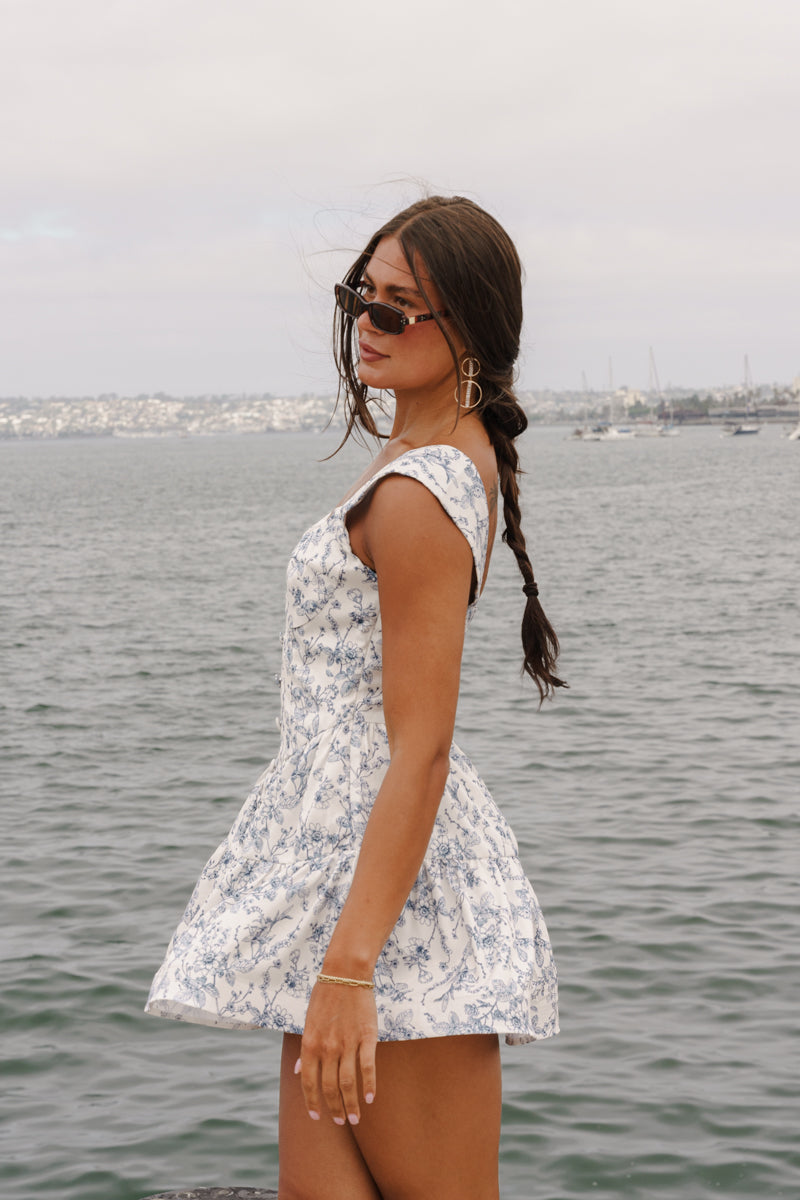 Tilly Sleeveless Elegant Petal Floral Print Mini Dress Blue