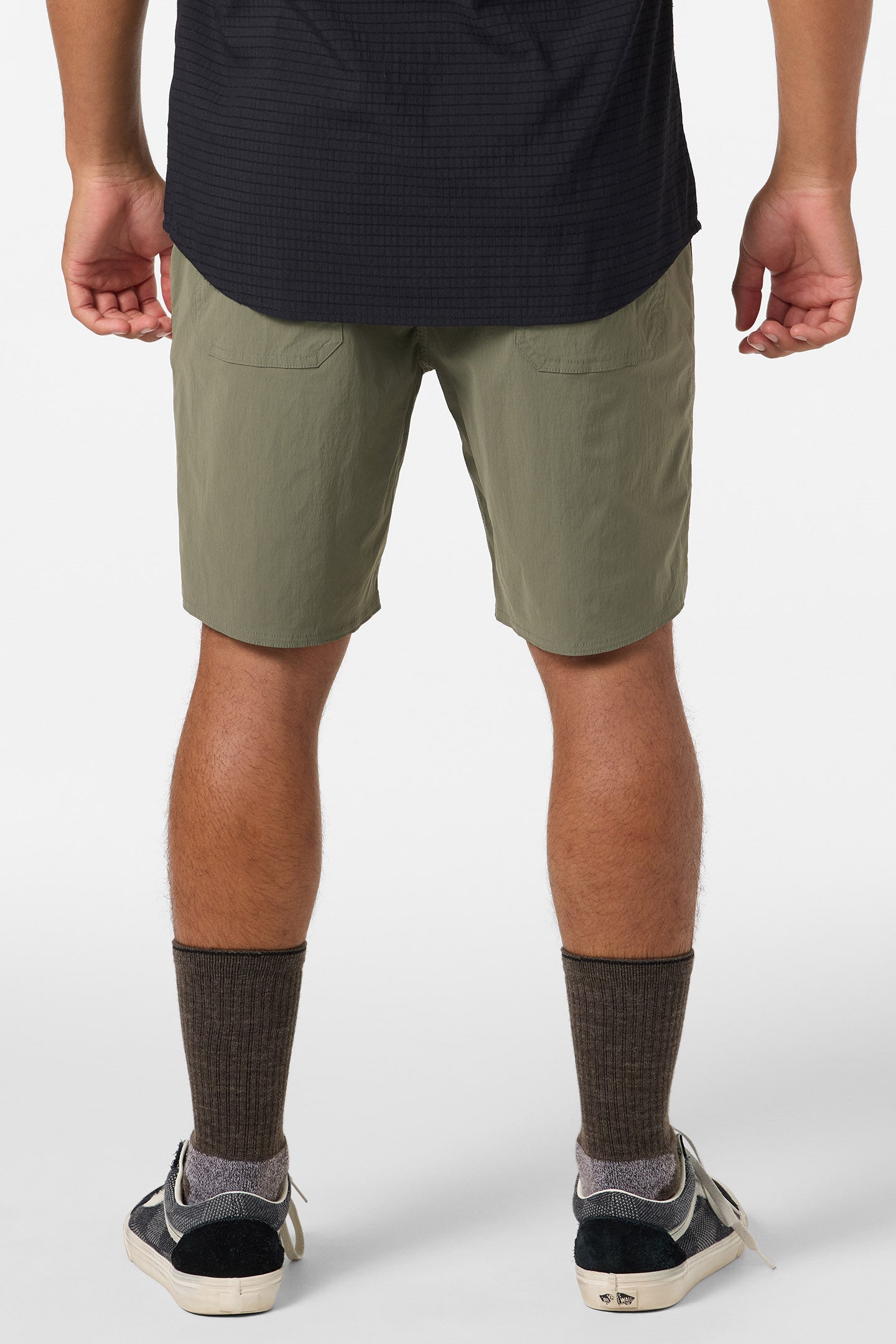 TRVLR Halfback 18" Hybrid Shorts