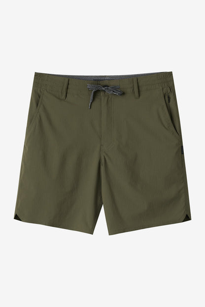 TRVLR Halfback 18" Hybrid Shorts