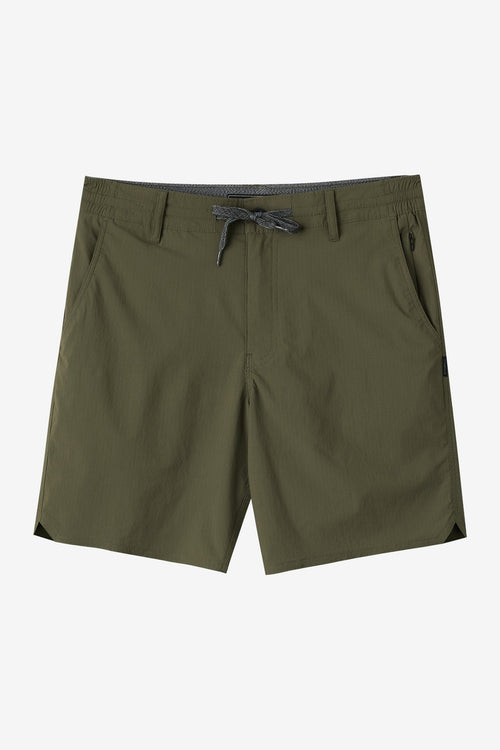 TRVLR Halfback 18" Hybrid Shorts