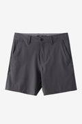Reserve Solid 17" Hybrid Shorts