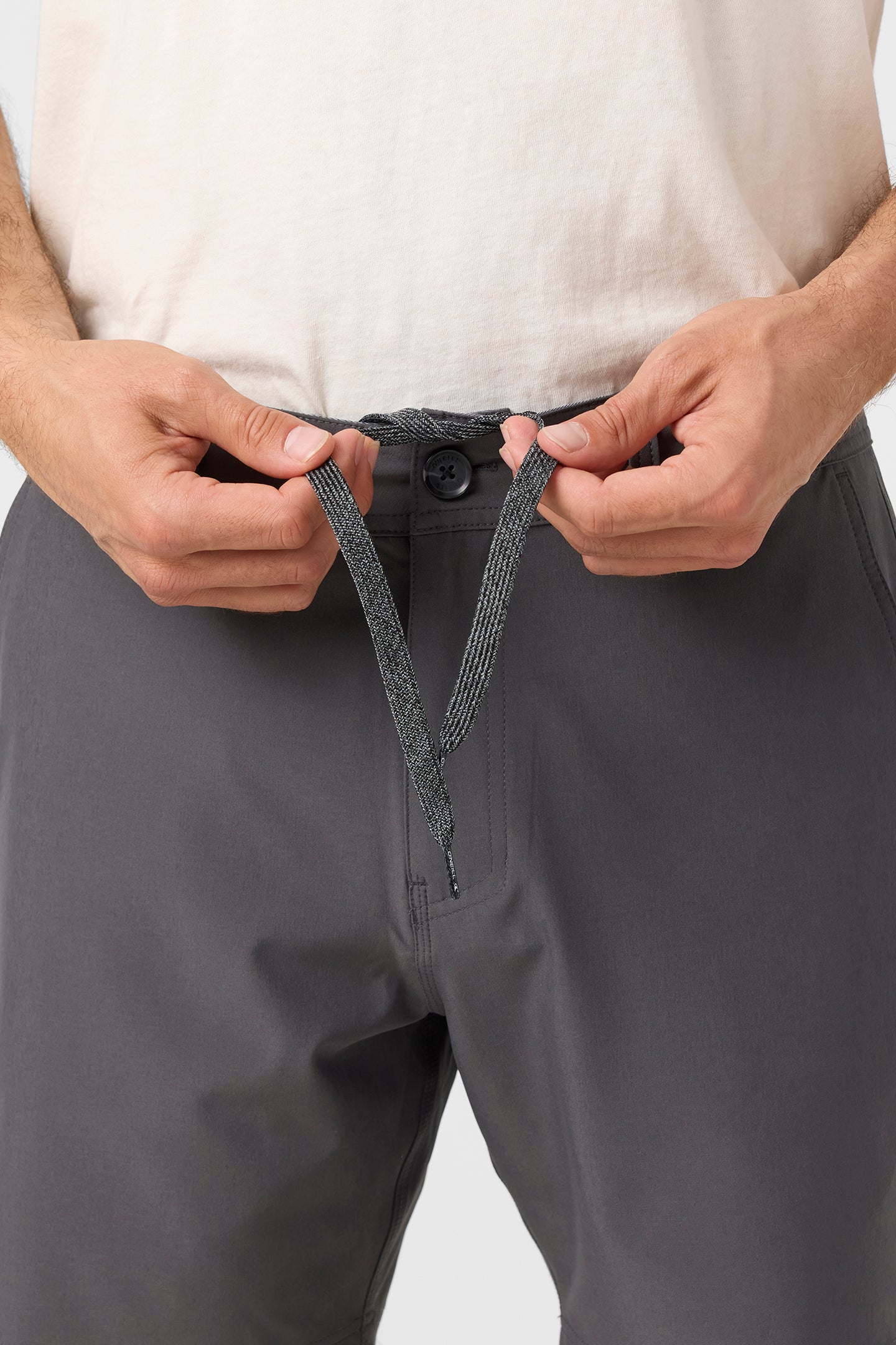Reserve Solid 17" Hybrid Shorts